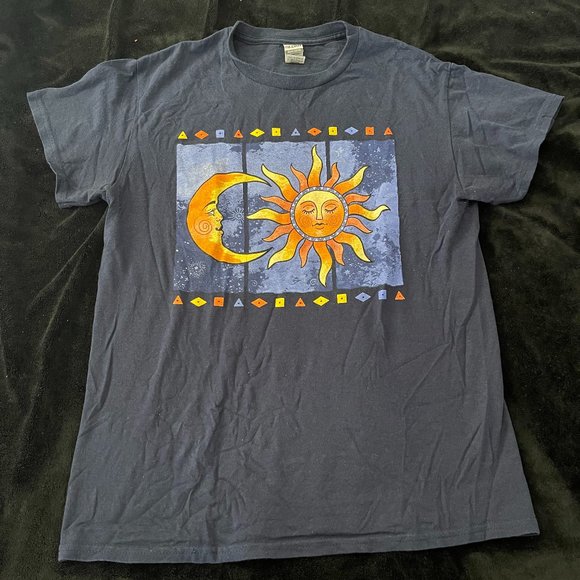 Sun & Moon T-Shirt - Picture 1 of 3